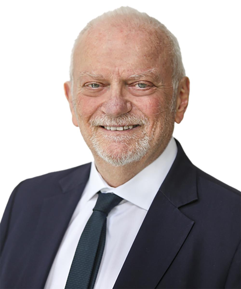 Miles Fournier headshot